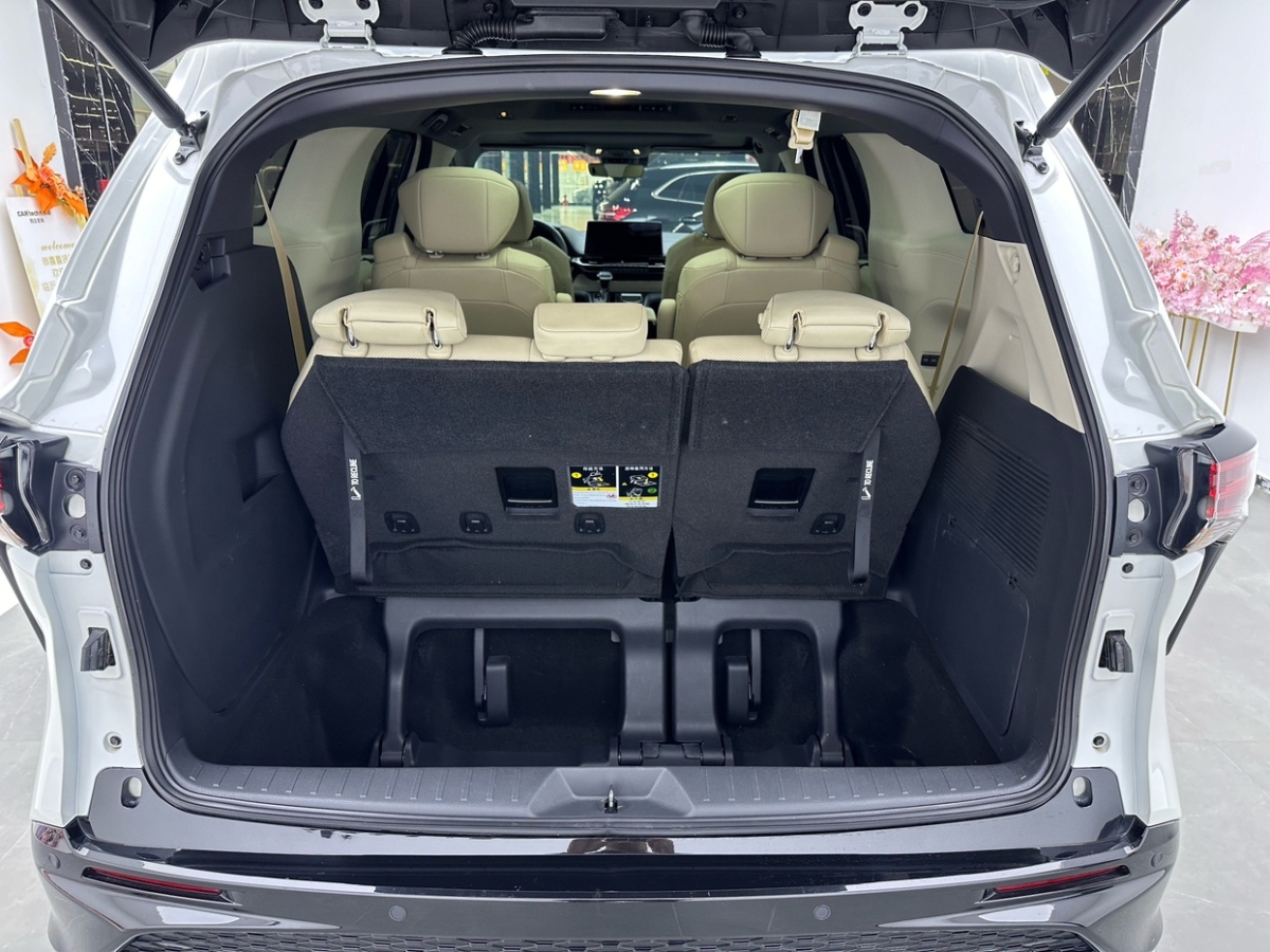 Toyota Granvia 2023 #17 Toyota Granvia 2023 immagine di auto #17