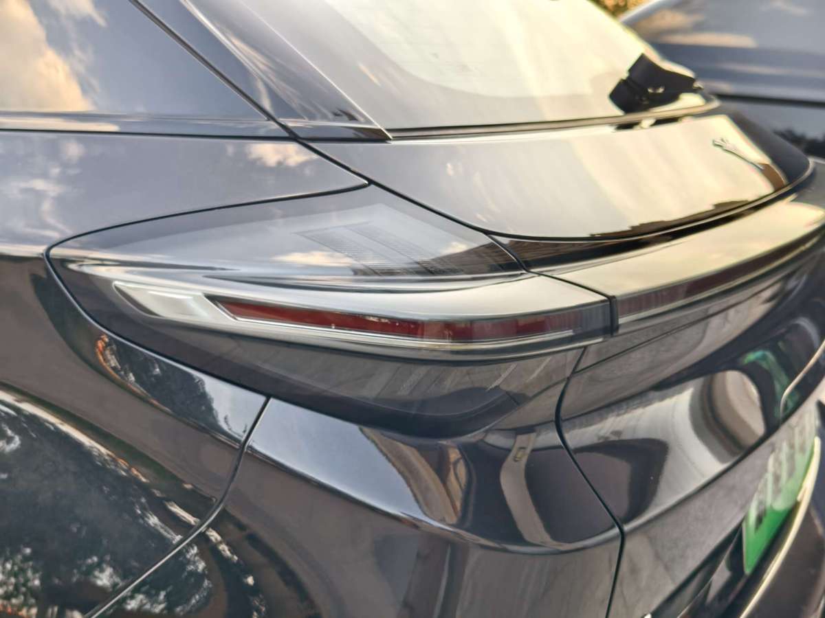 哪吒汽车 哪吒X 2024 #17 哪吒汽车 哪吒X 2024 汽车图片 #17