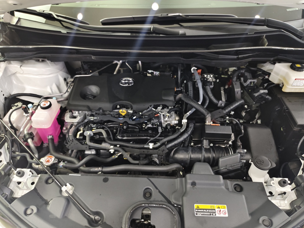 Toyota Granvia 2024 car image #17