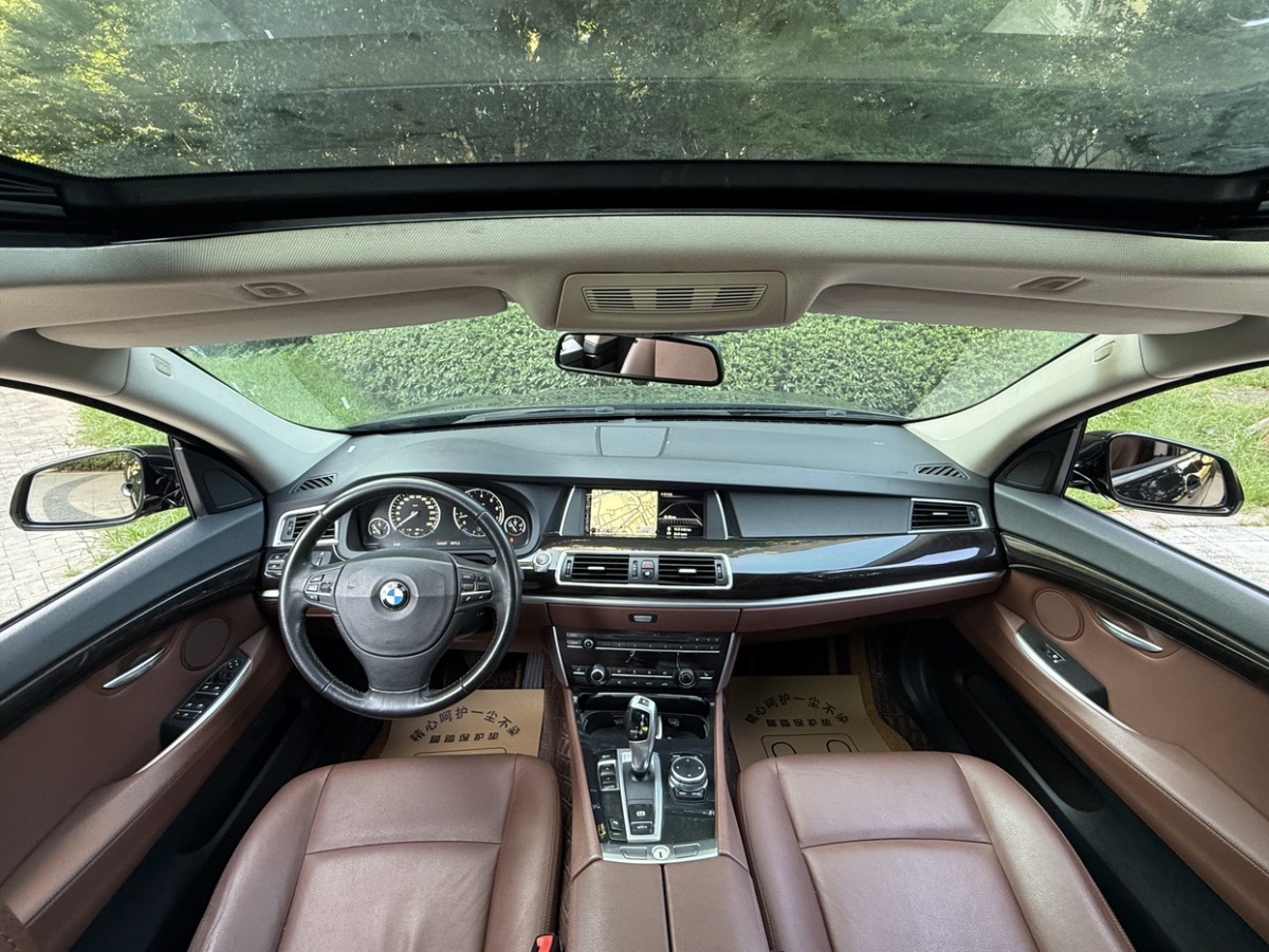 BMW 5 Series GT 2016 immagine di auto #17