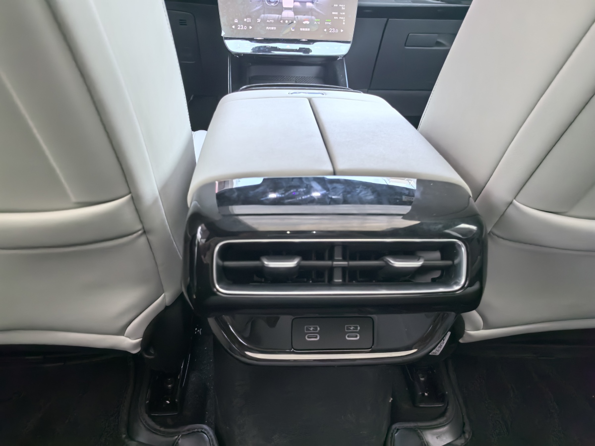 Honda S7 2025 car image #17