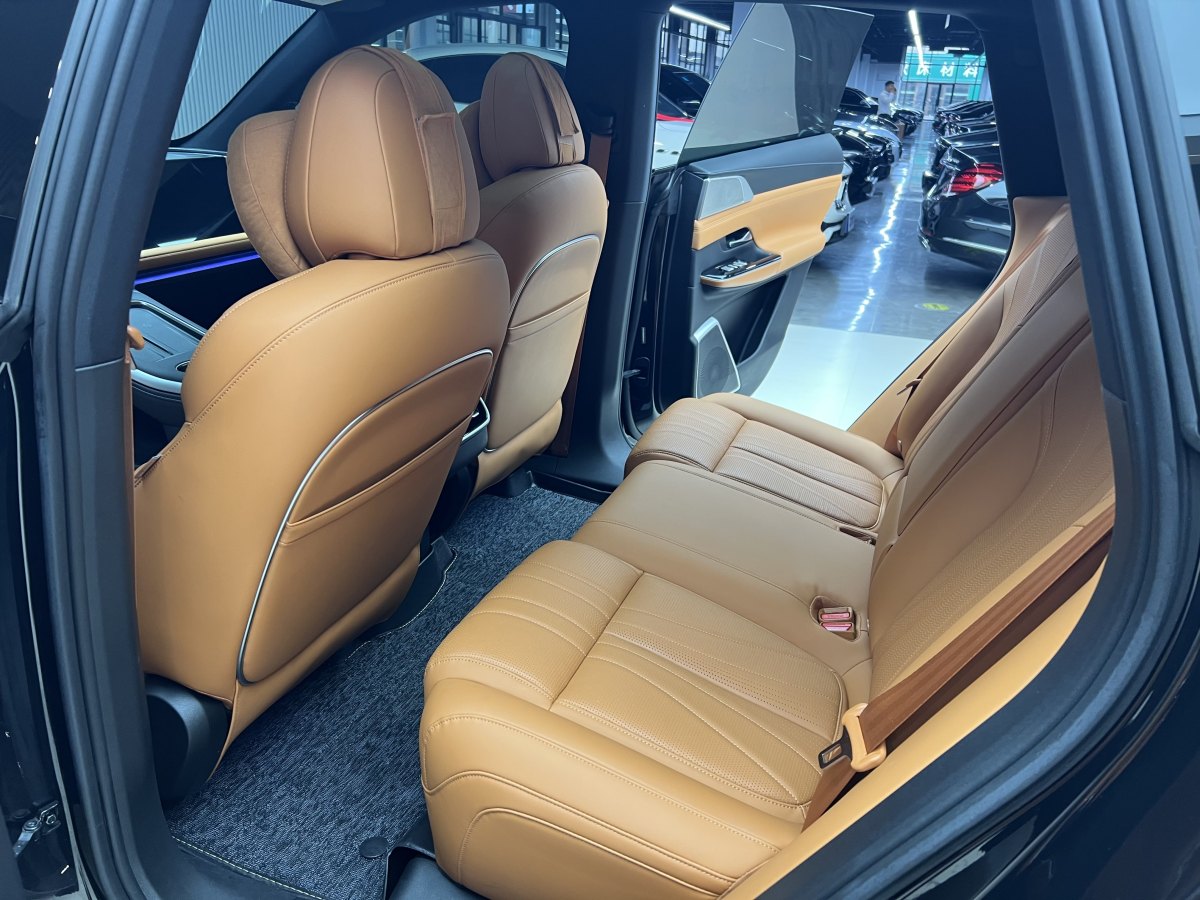 Xpeng G9 2024 immagine di auto #17