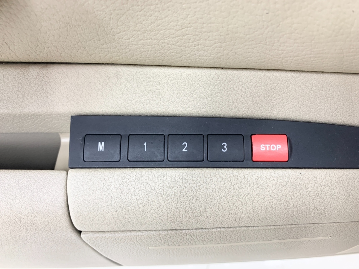 Audi Q6L Sportback e-tron 2003 car image #17