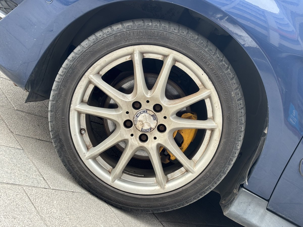 Mercedes-Benz B Class 2010 car image #17