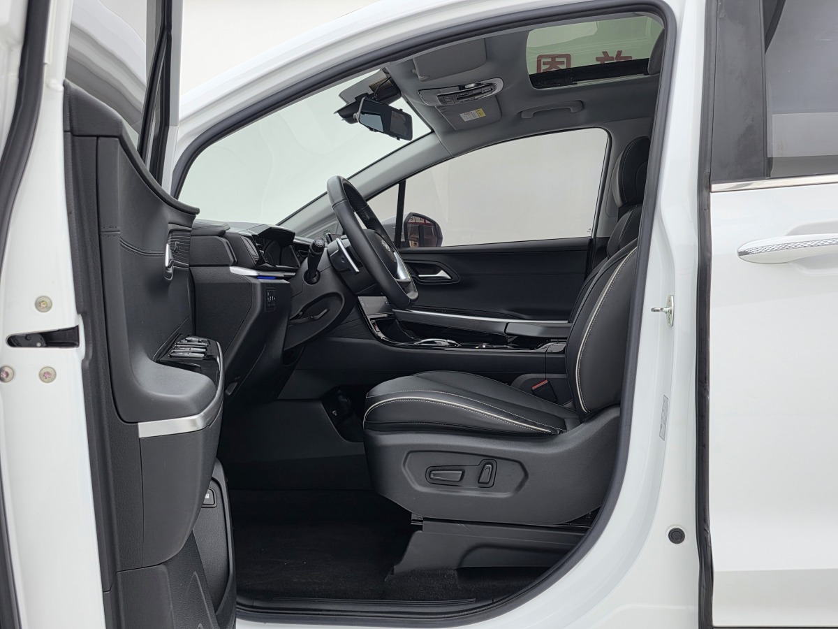 Hyundai Custo 2021 car image #17