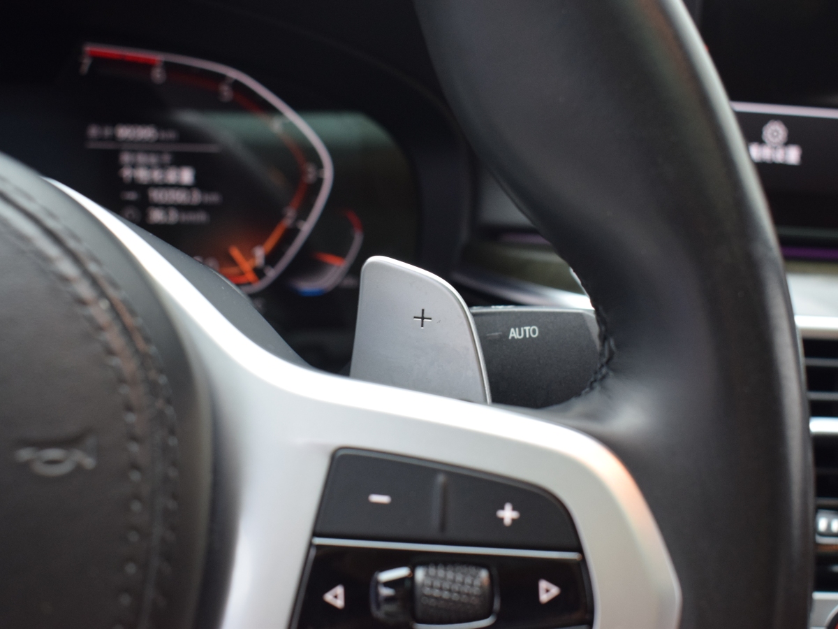 BMW 6 Series GT 2021 car image #17