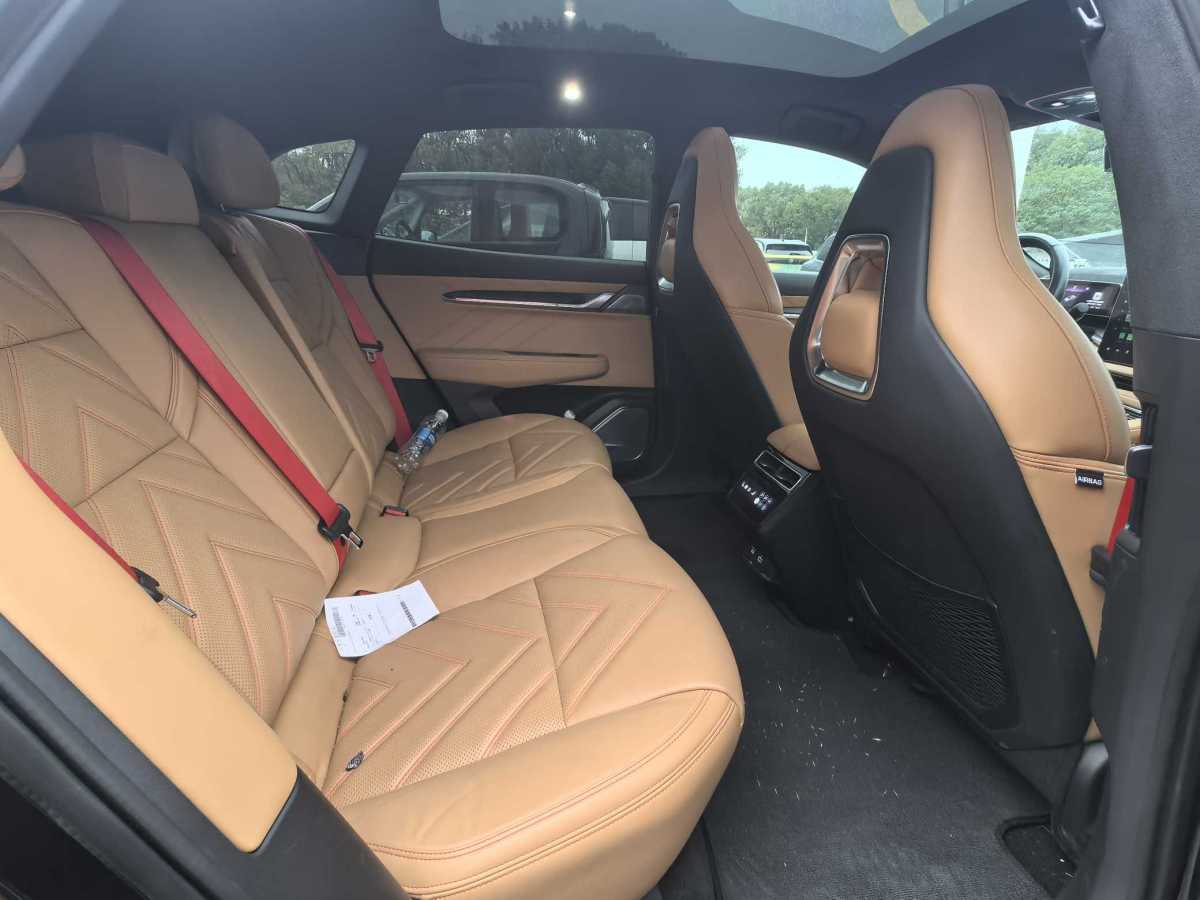 极氪 极氪001 FR 2022 汽车图片 #17