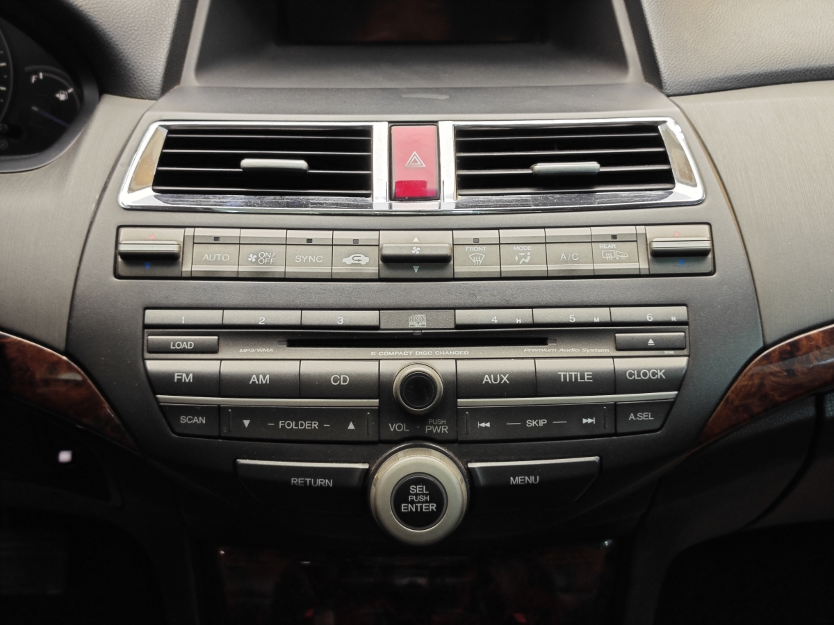 Honda CROSSTOUR 2011 car image #17