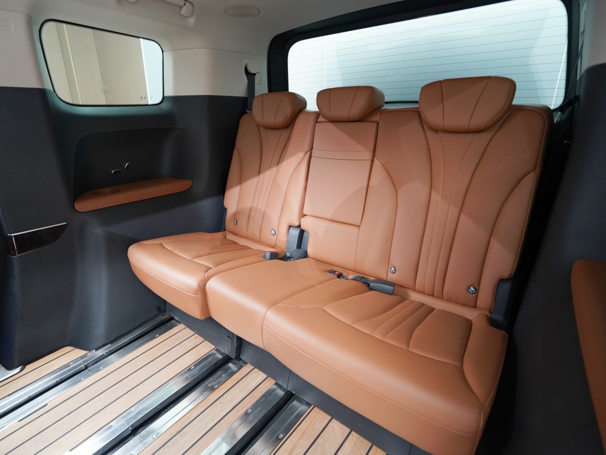 HongQi HQ9 2023 #17 HongQi HQ9 2023 car image #17