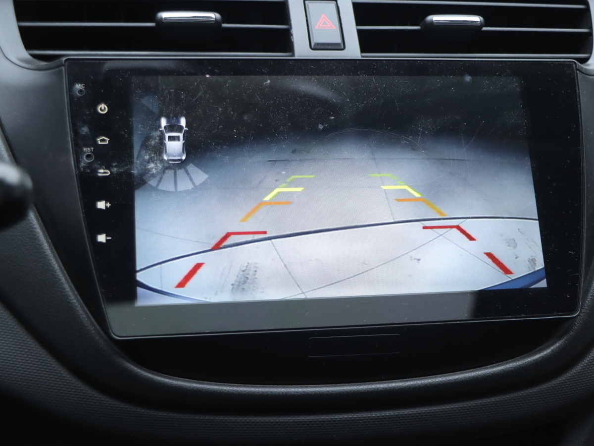 Chevrolet Lova 2016 car image #17