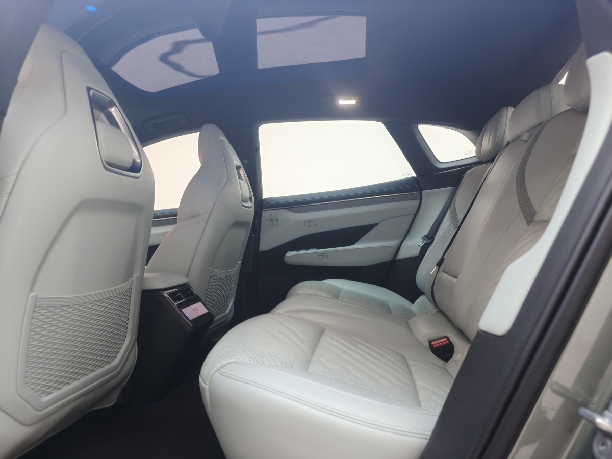 极氪 极氪001 FR 2024 汽车图片 #17