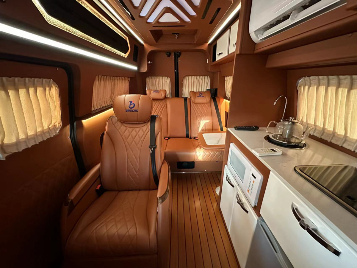 Ford 2021 immagine di auto #17