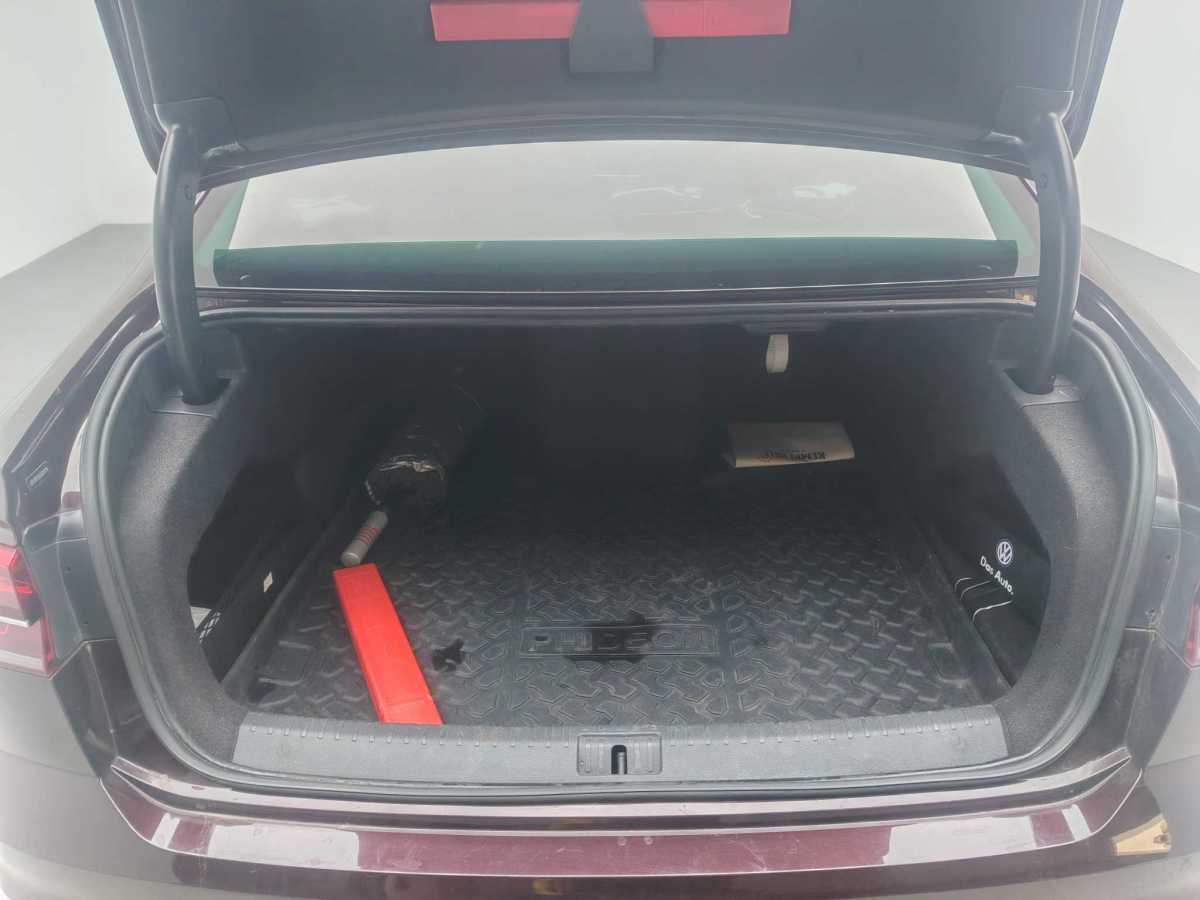 Volkswagen Phideon 2018 immagine di auto #17