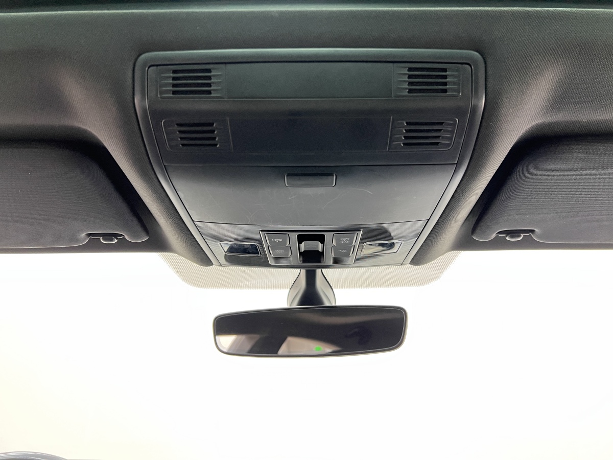 Volkswagen CC (FAW-Volkswagen) 2022 صورة سيارة #17