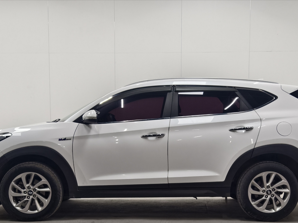 现代 途胜 2017 汽车图片 #17