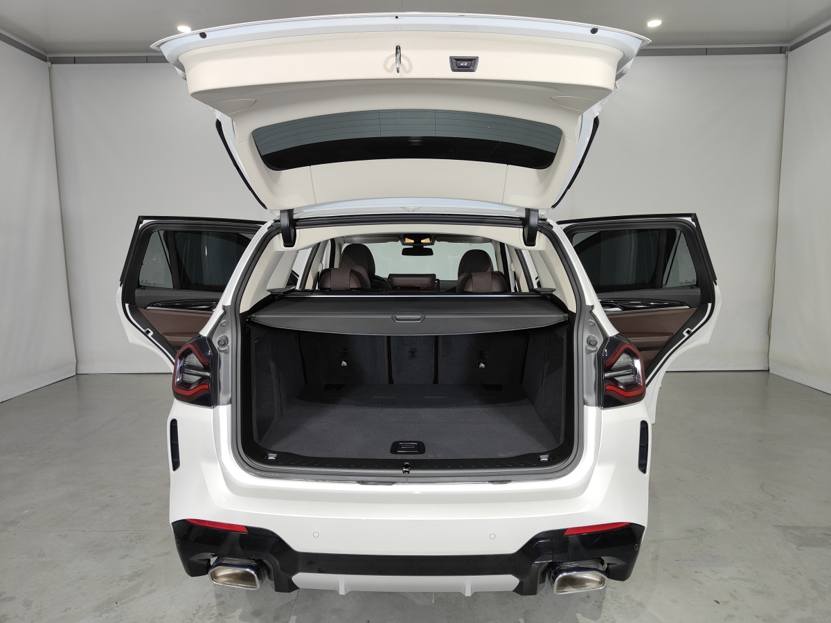 BMW X3 M 2022 car image #17