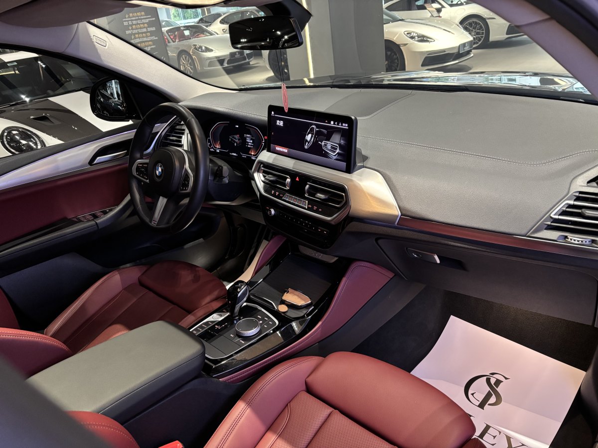 BMW X4 M 2023 car image #17