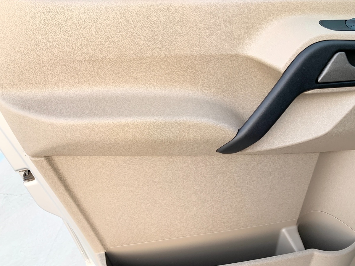 Mercedes-Benz Sprinter 2019 car image #17