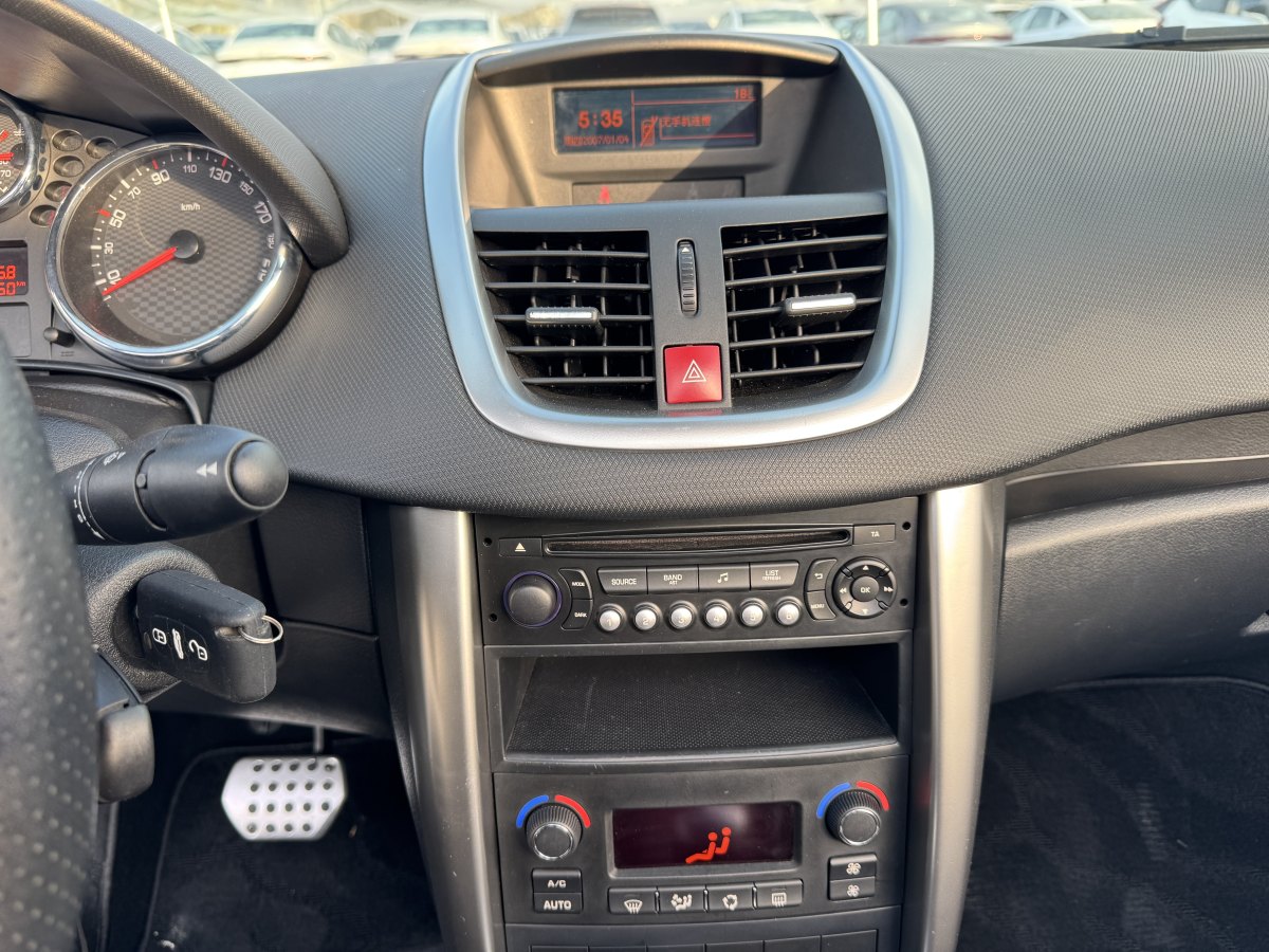 标致 标致207(进口) 2015 汽车图片 #17