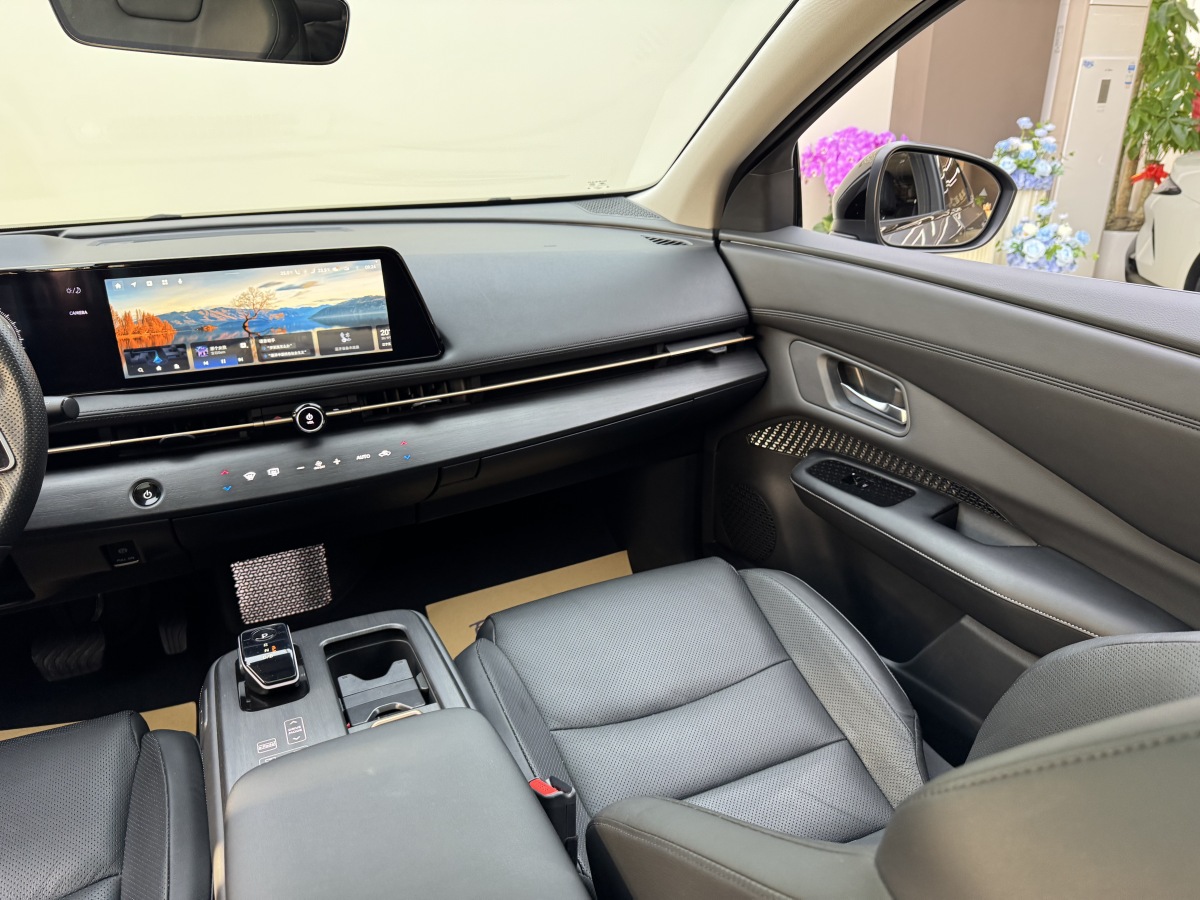 日产 ARIYA艾睿雅 2023 汽车图片 #17