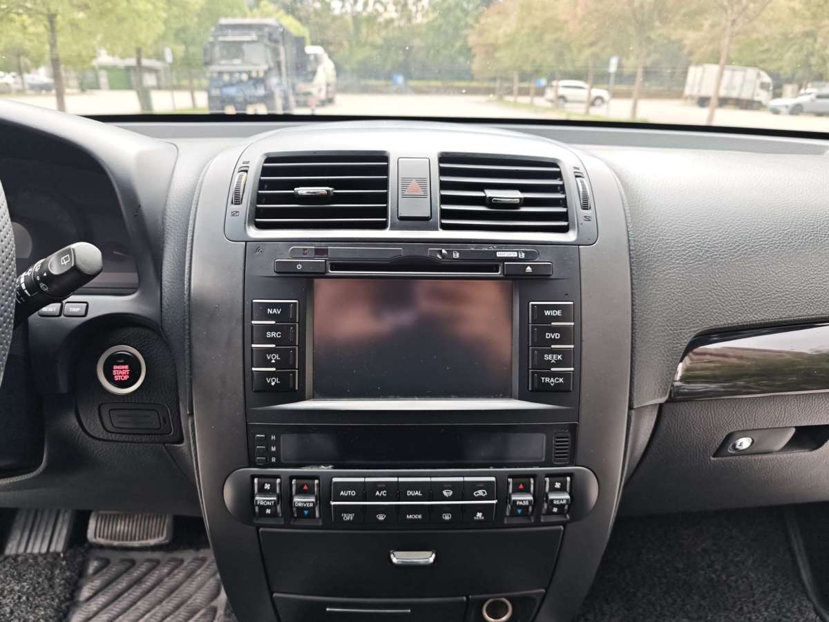 起亚 霸锐 2011 汽车图片 #17