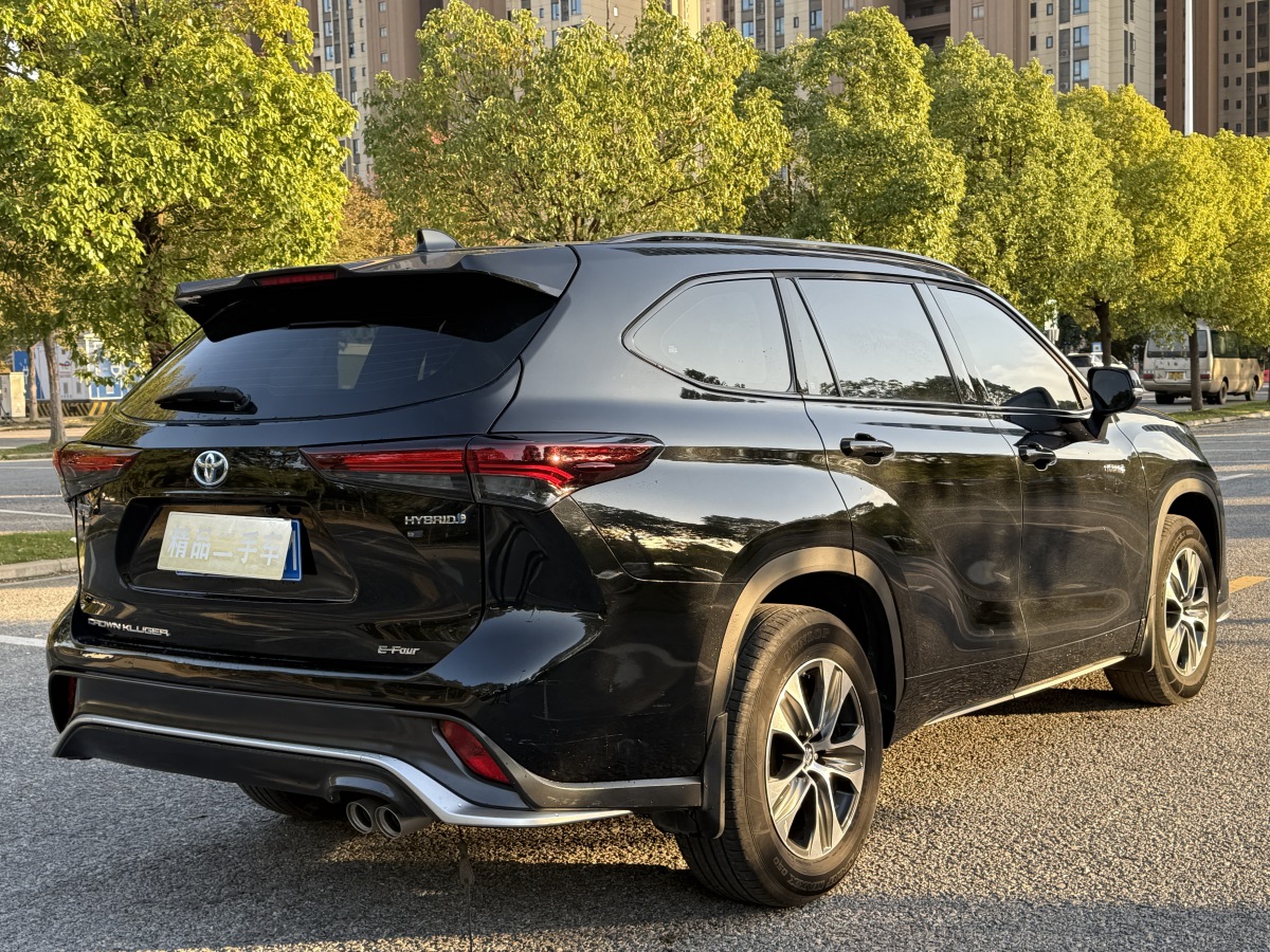 Toyota Crown Kluger 2023 car image #17