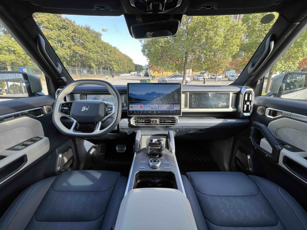 Jetour T2 2024 car image #17