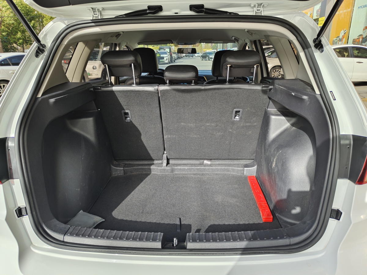Jetta VS5 2024 car image #17