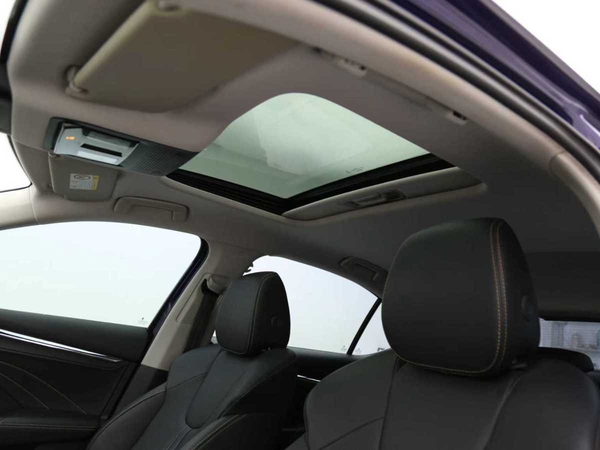 Skoda Octavia 2023 #17 Skoda Octavia 2023 car image #17