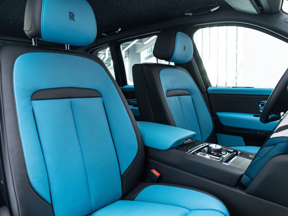 Rolls-Royce Cullinan 2021 car image #17