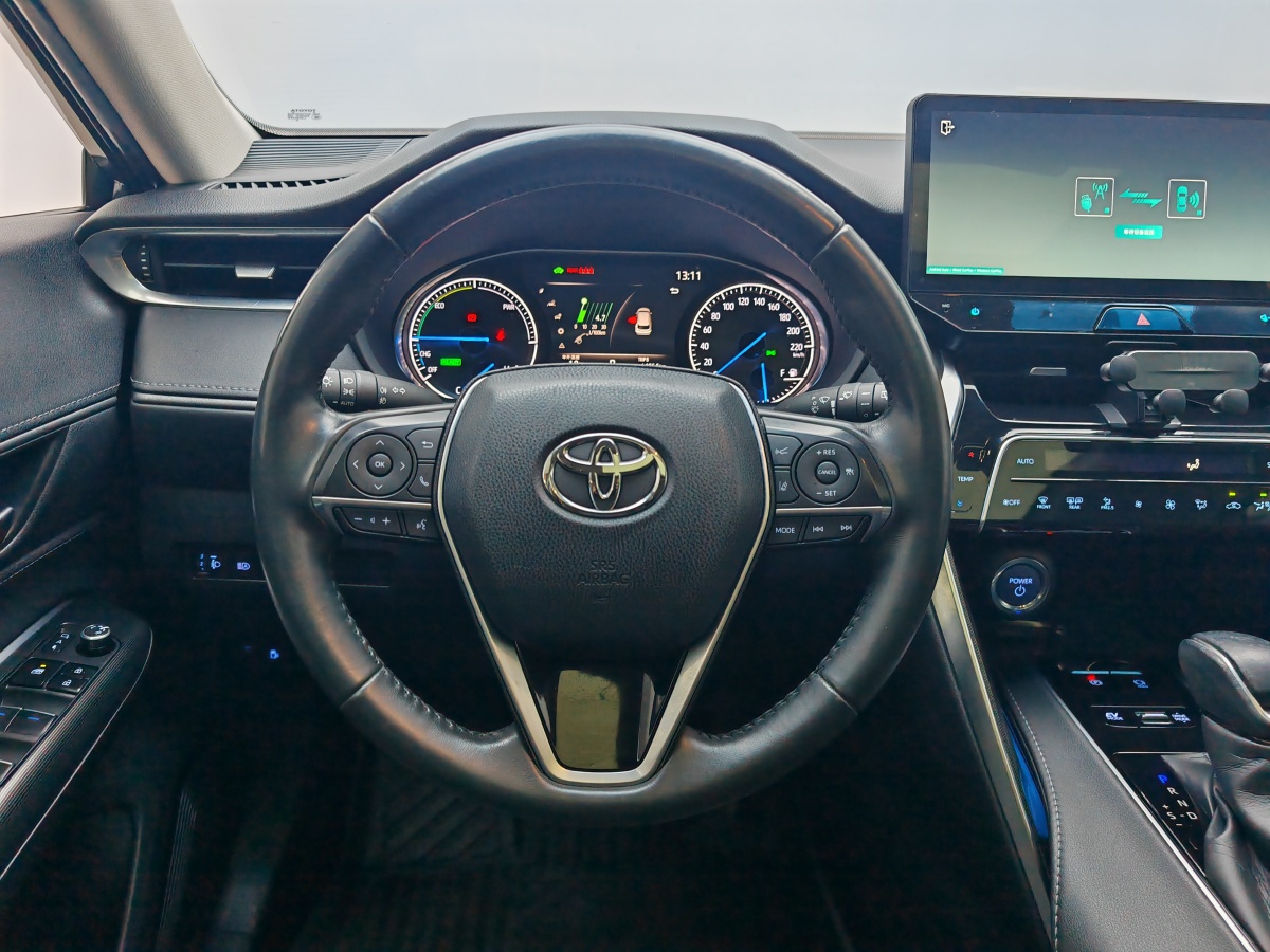 Toyota Harrier 2022 car image #17