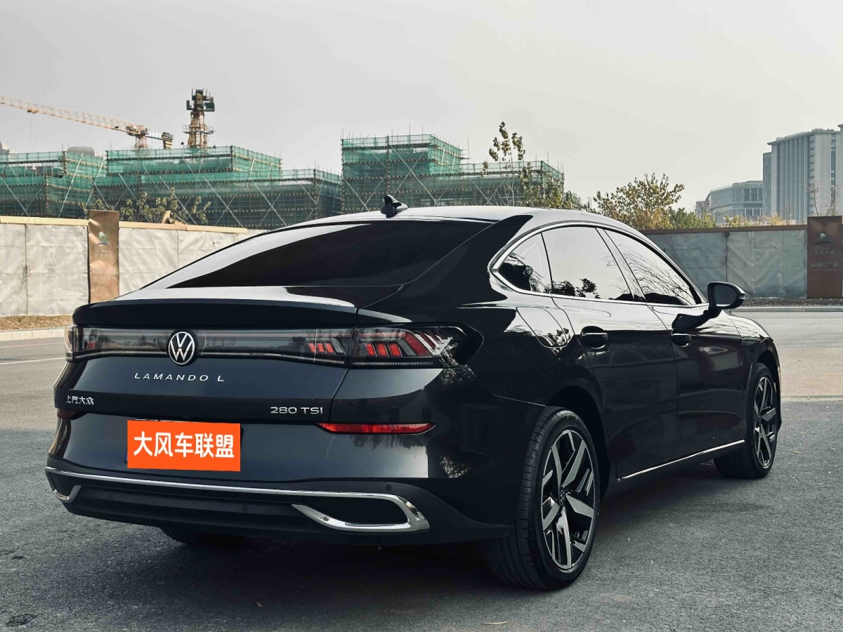 Volkswagen Lamando 2025 immagine di auto #17