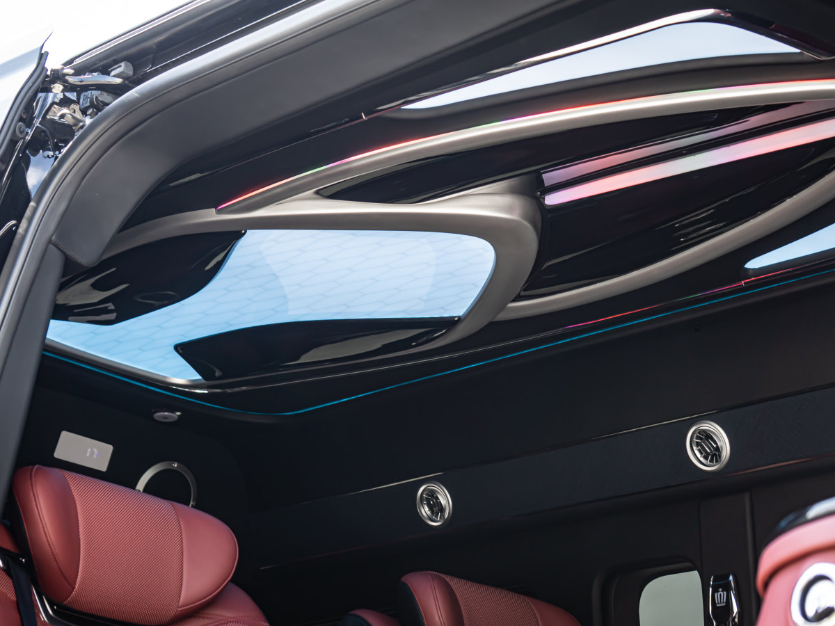 Toyota Hiace 2024 car image #17