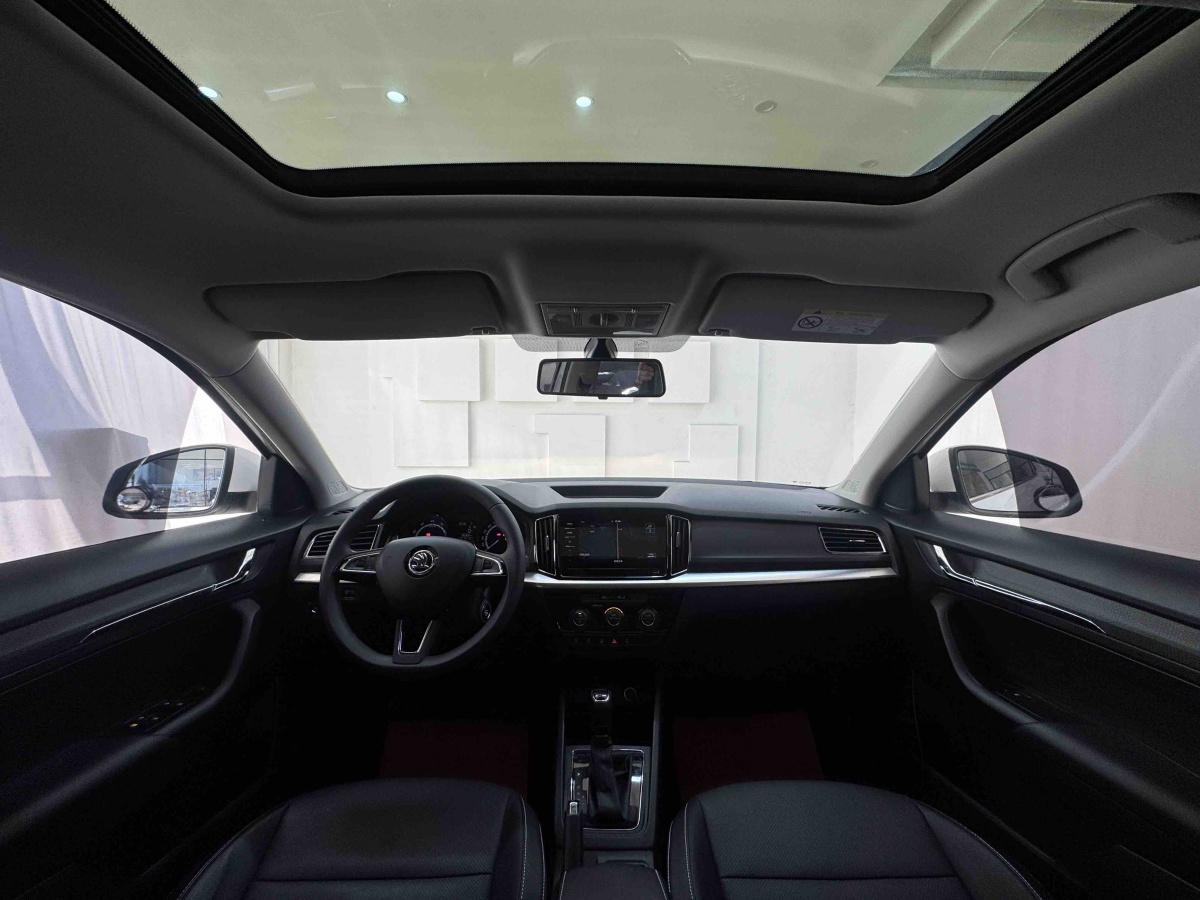 Skoda Kamiq 2021 car image #17