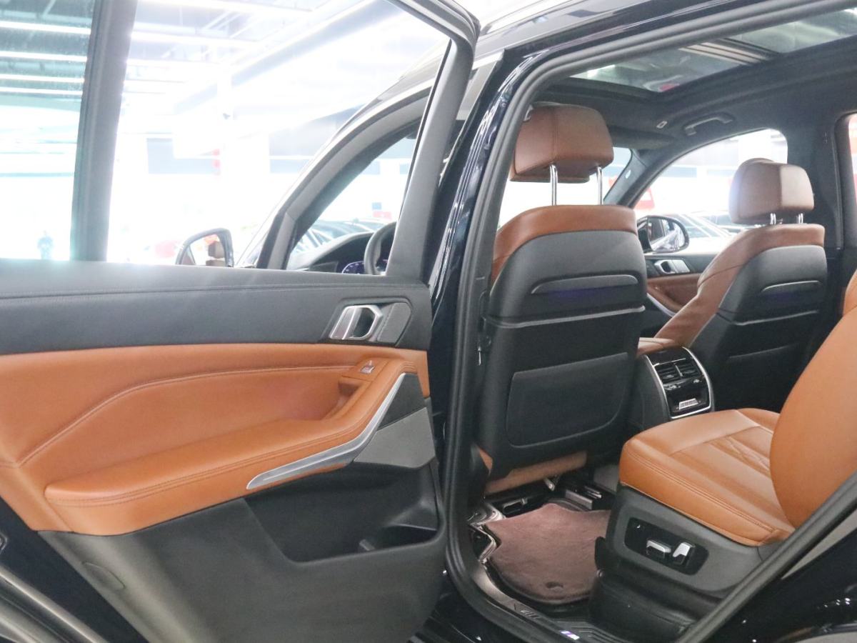 BMW X7 2022 immagine di auto #17