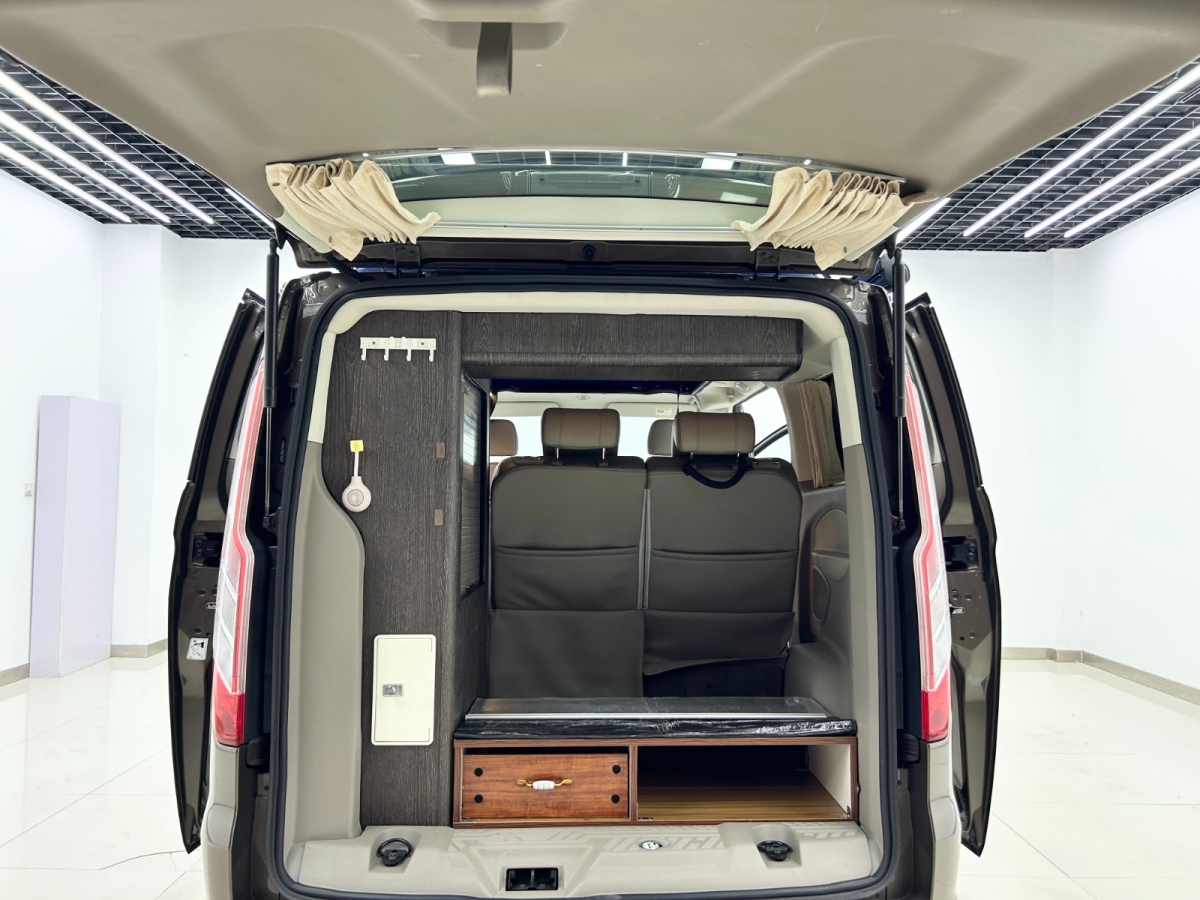 Ford Tourneo 2018 immagine di auto #17