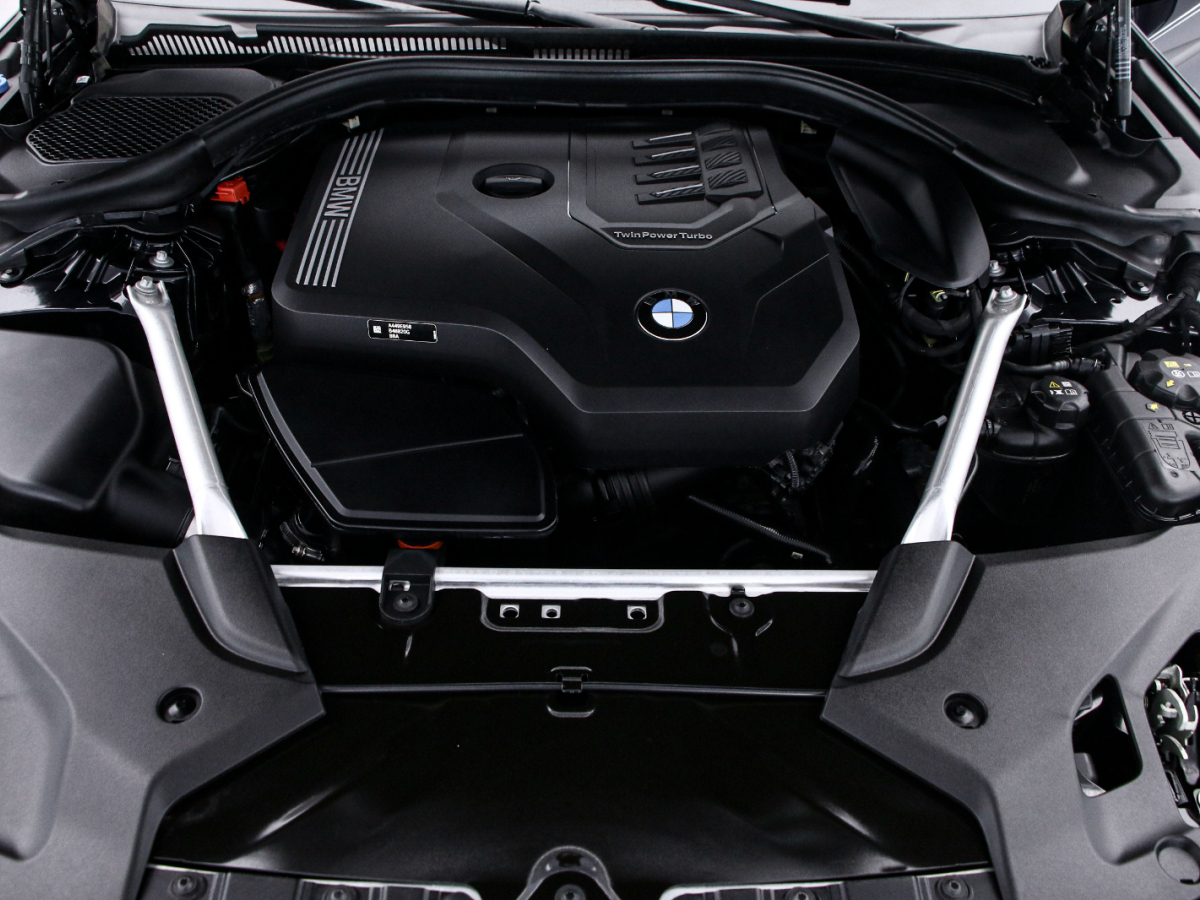 BMW 5 Series 2023 #17 BMW 5 Series 2023 car image #17