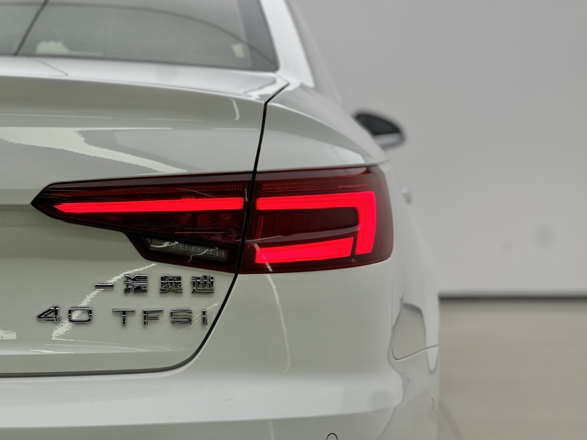 Audi A4L 2019 #17 Audi A4L 2019 car image #17
