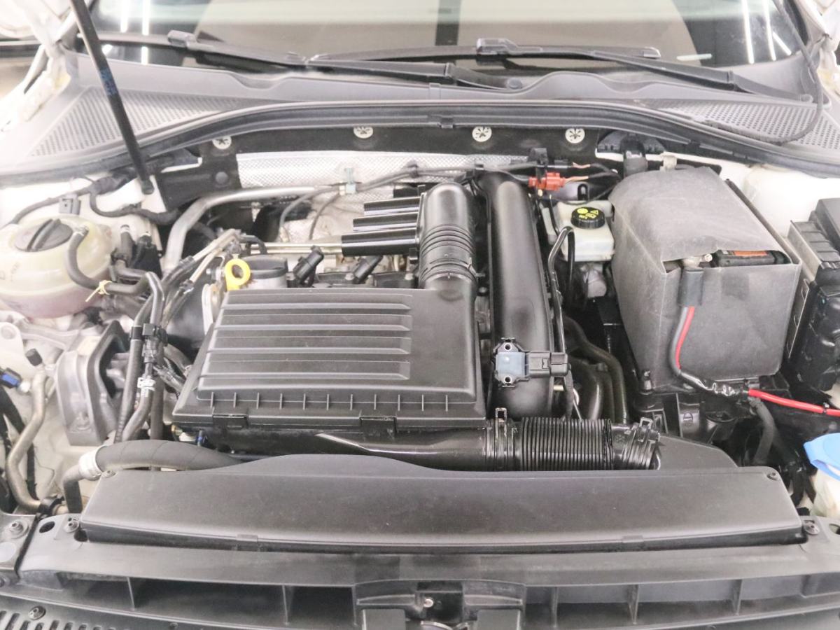 Volkswagen Lamando 2017 immagine di auto #17