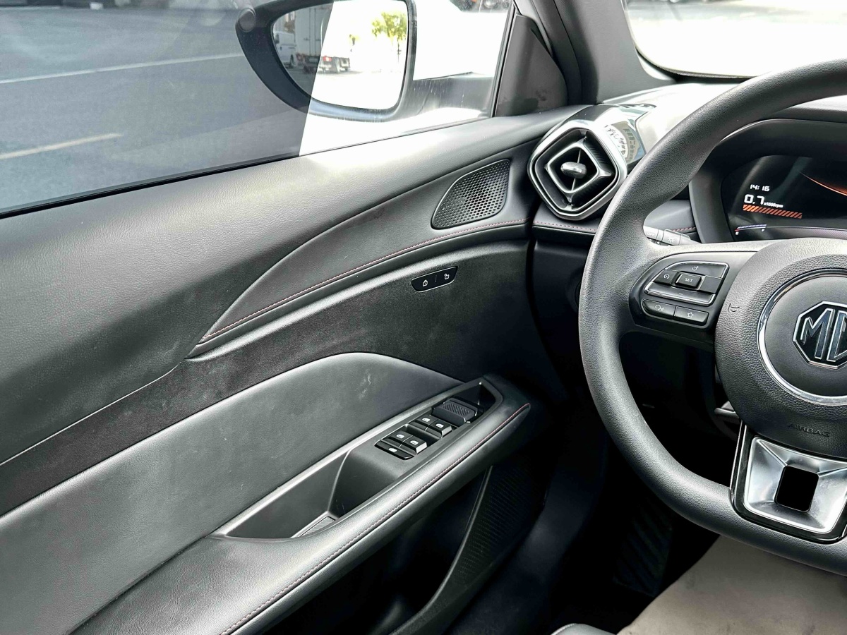 MG 5 2025 car image #17