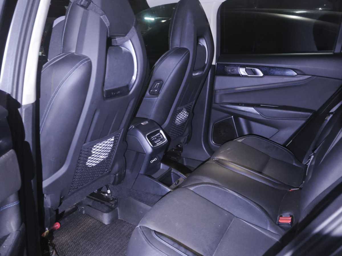 Lynk & Co 01 EM-P 2019 car image #17