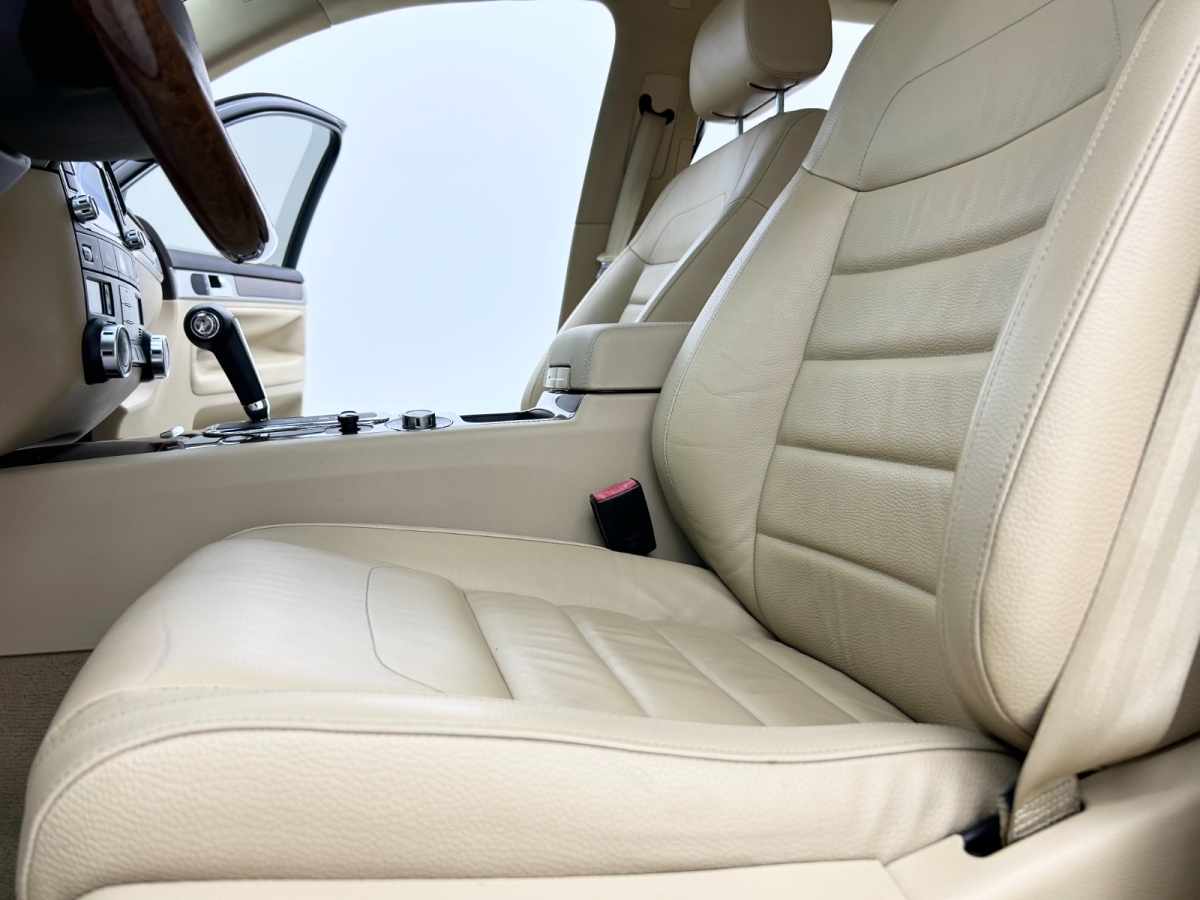 Volkswagen Touareg 2008 car image #17