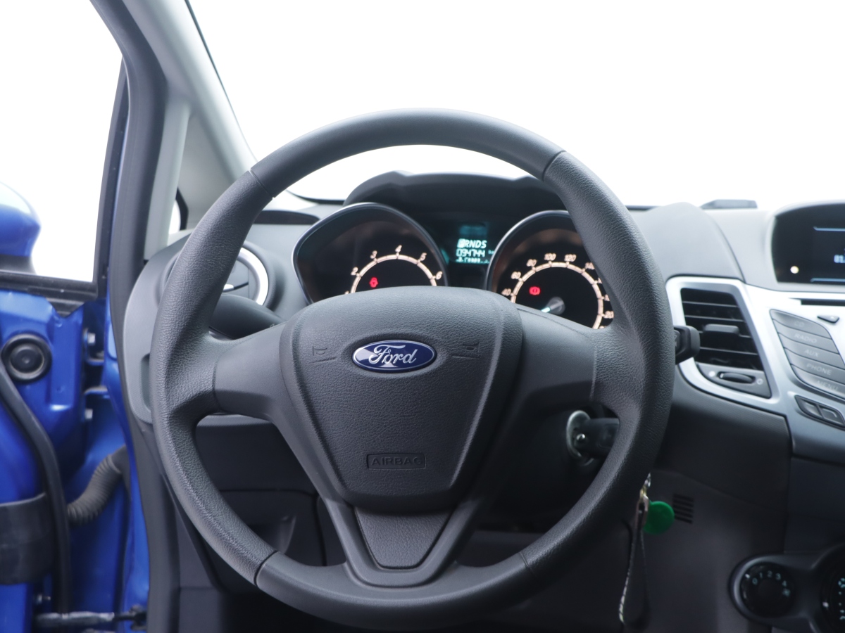 Ford 2015 #17 Ford 2015 car image #17