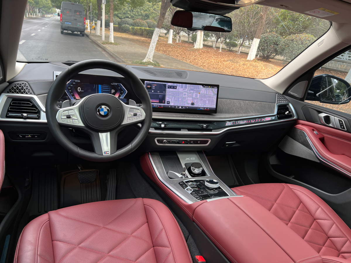 BMW X5 2025 car image #17