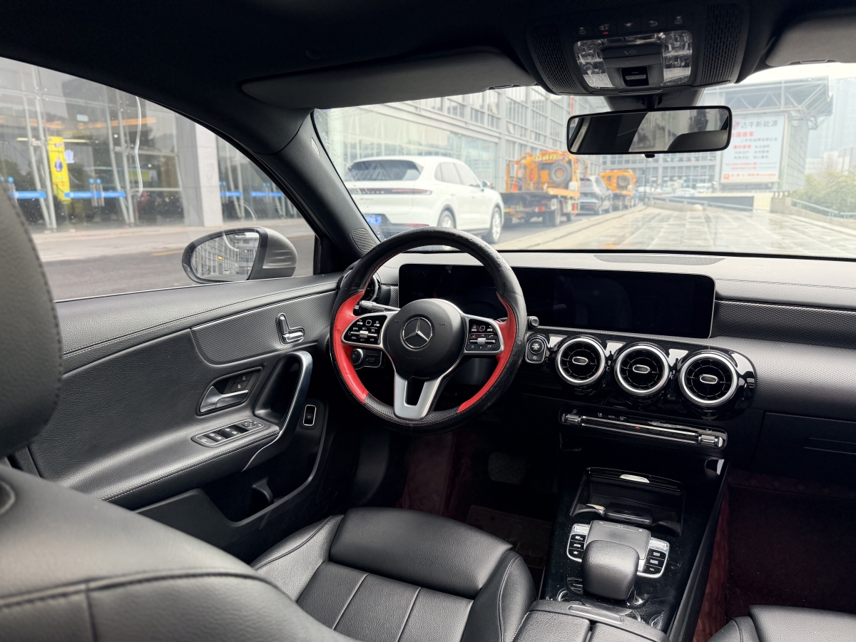 Mercedes-Benz A Class 2019 car image #17