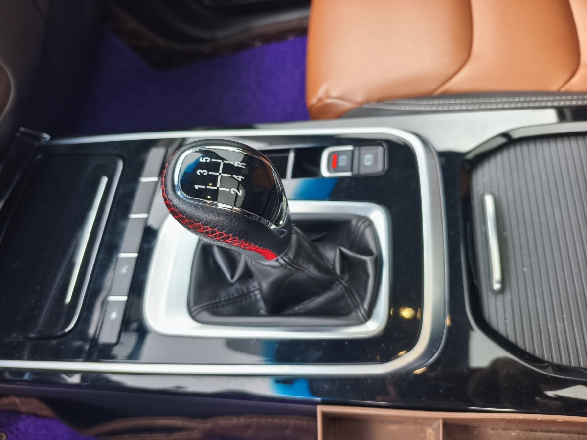 Jetour X70S 2019 صورة سيارة #17