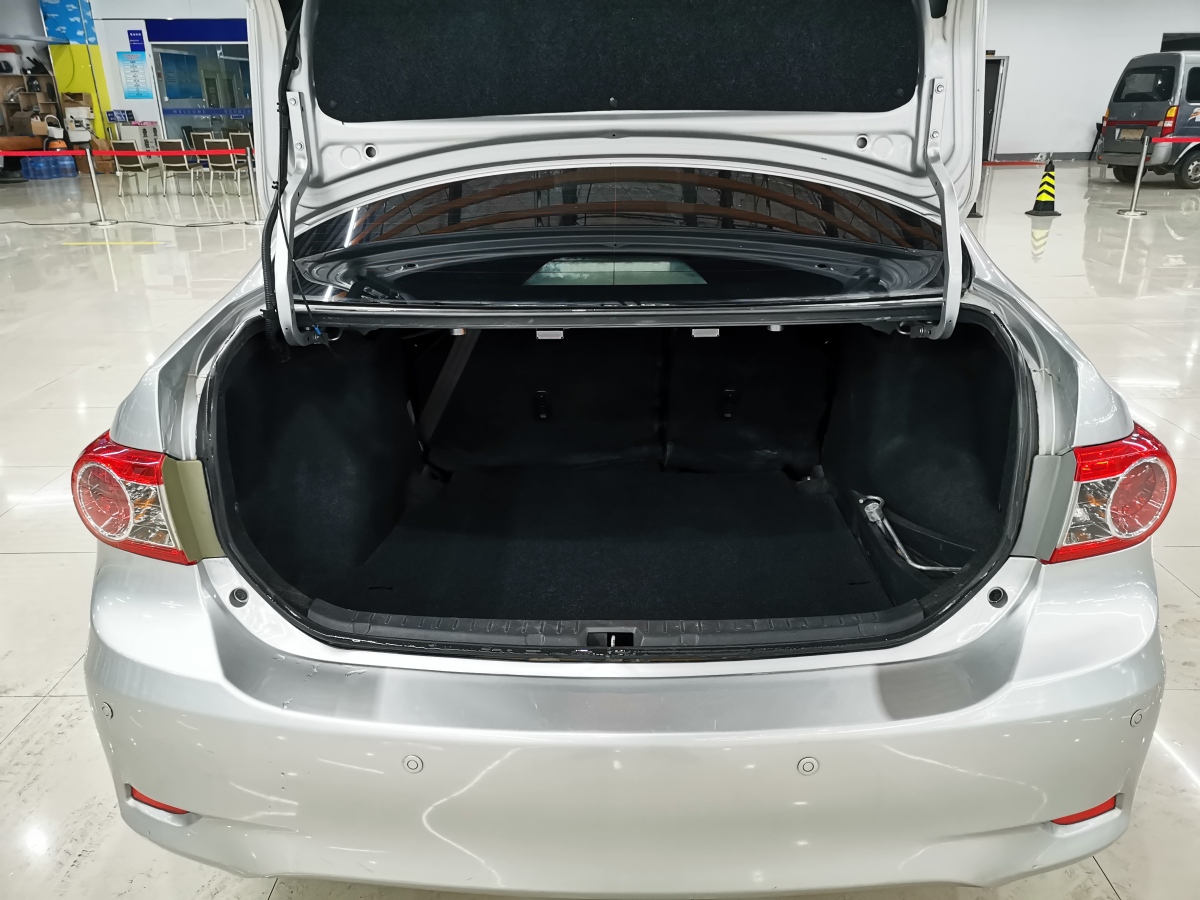 Toyota 2012 immagine di auto #17