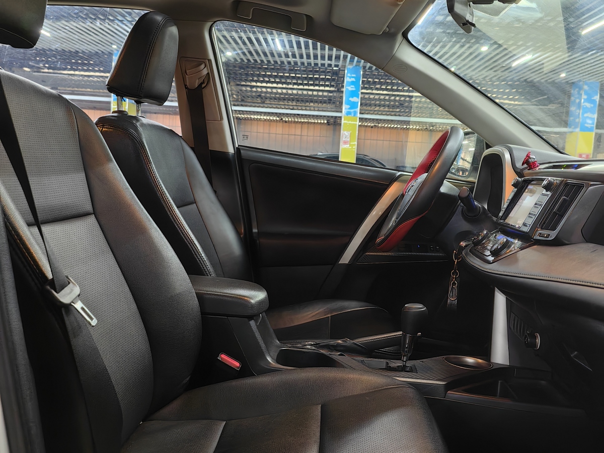 Toyota RAV4 2016 #17 Toyota RAV4 2016 immagine di auto #17