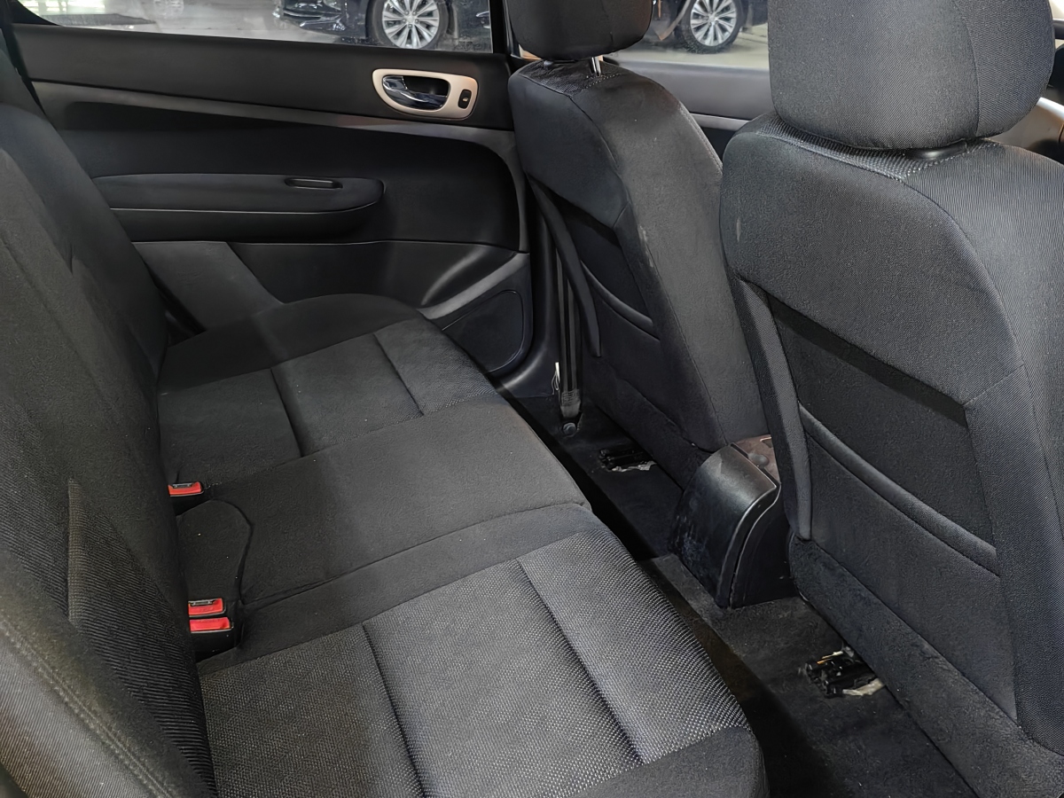 标致 标致307 2011 汽车图片 #17