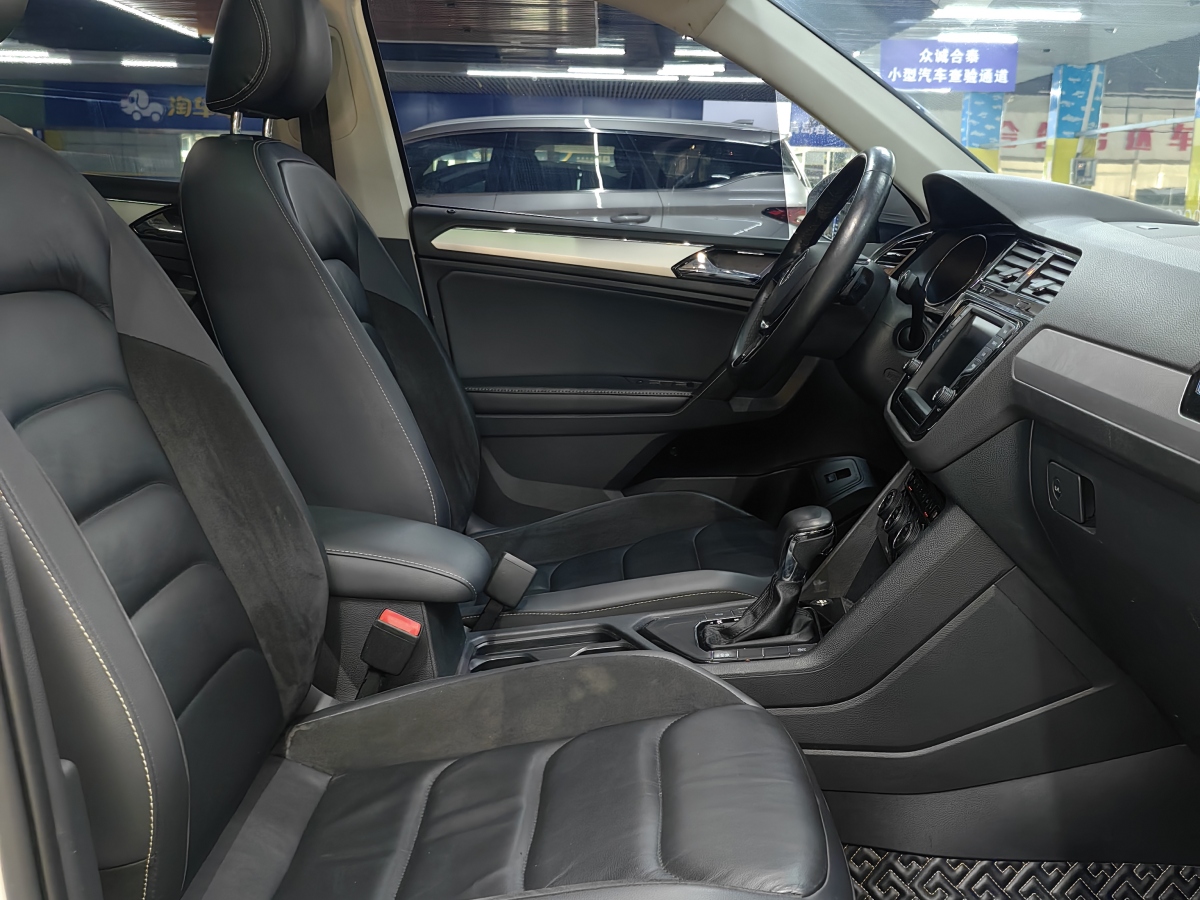 Volkswagen Tiguan L 2018 #17 Volkswagen Tiguan L 2018 car image #17